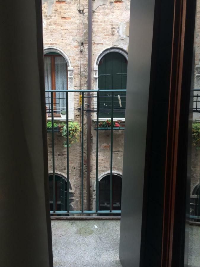 Apartament Venetian House Zewnętrze zdjęcie